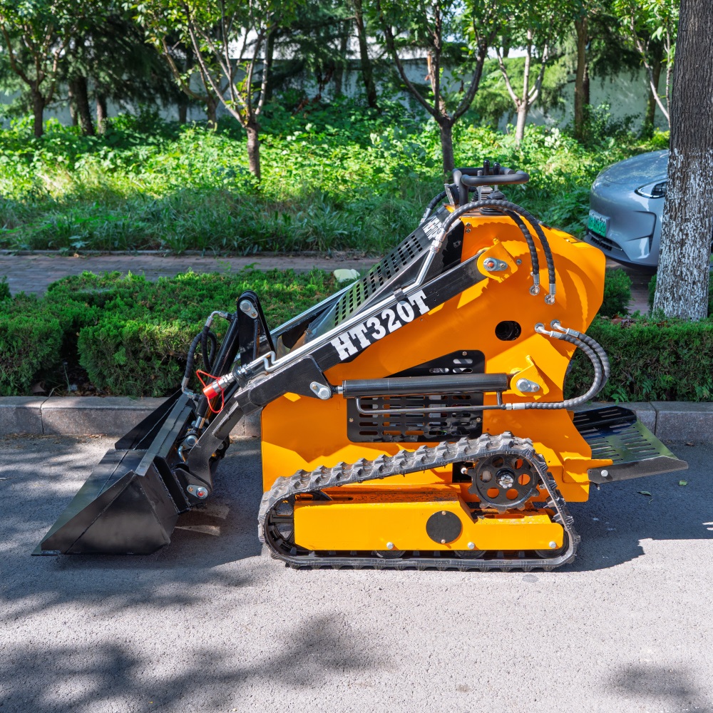 HT320T Skid-Steer Loader 